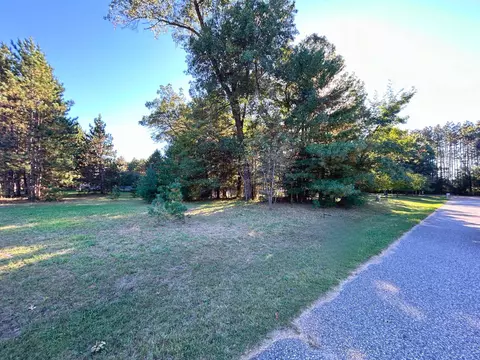 N Godwin Circle, Friendship, WI 53934