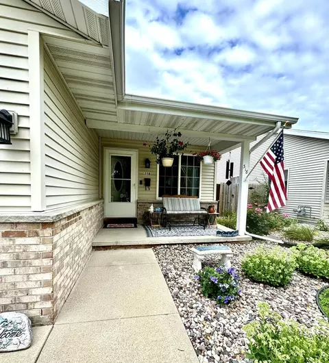 318 Parallel St, Beaver Dam, WI 53916