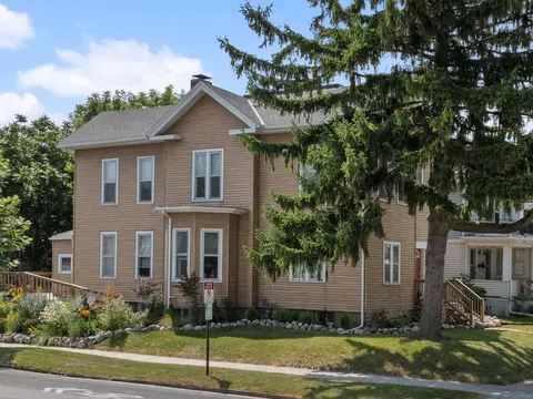 803 Bluff Ave, Sheboygan, WI 53081