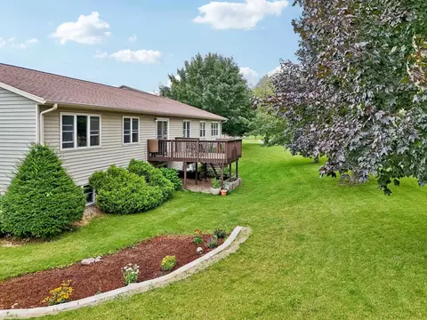 131 Whitetail Dr, Sun Prairie, WI 53590