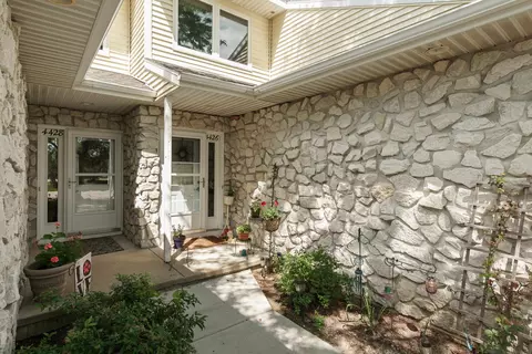 4426 Gray Rd, Deforest, WI 53532