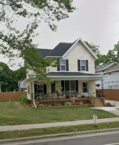 615 N Pearl St, Janesville, WI 53548