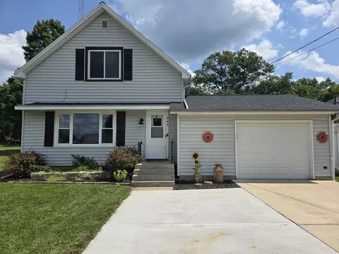 305 S Lafayette St, Argyle, WI 53504