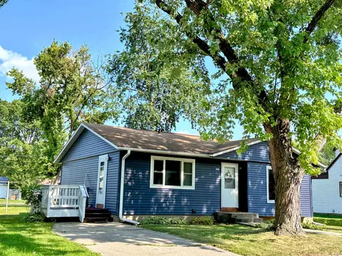 308 S Dousman St, Prairie Du Chien, WI 53821