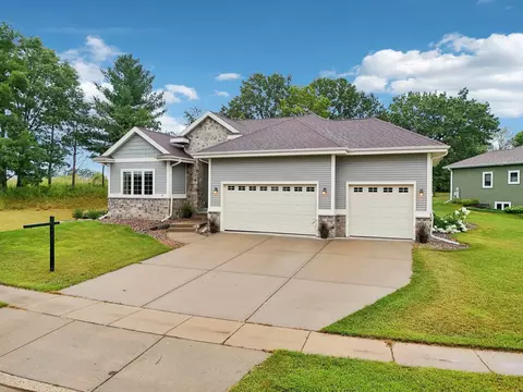 2230 Alban Ln, Prairie Du Sac, WI 53578