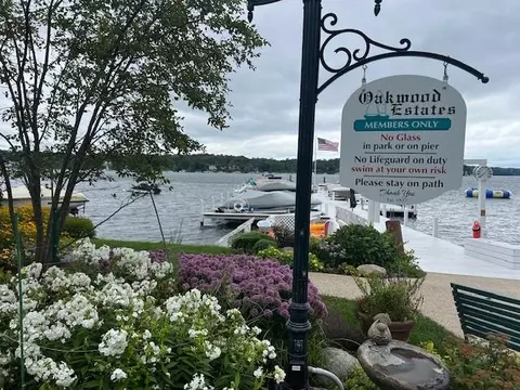 86 Healy Dr, Williams Bay, WI 53191