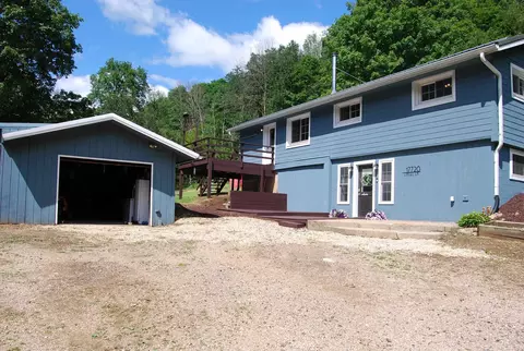 17720 Lingel Ln, Richland Center, WI 53581