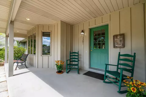 5301 Forge Dr, Madison, WI 53716