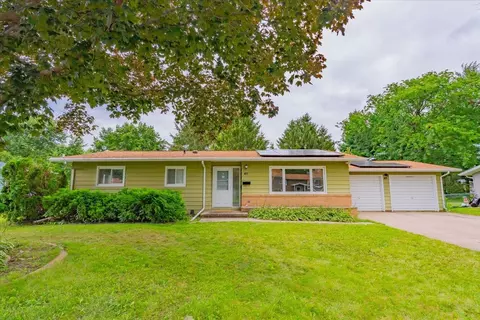 411 Edward St, Verona, WI 53593