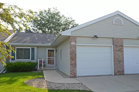 415 Kensington Sq, Stoughton, WI 53589