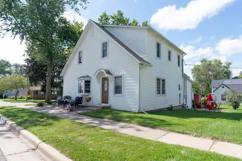 405 Mill St, Hillsboro, WI 54634