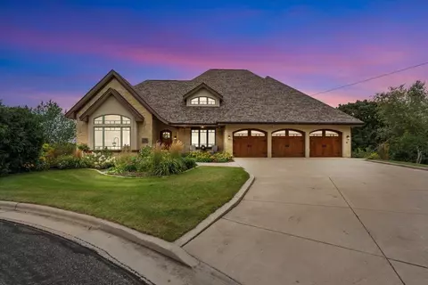370 Campbell Hill Ct, Deforest, WI 53532