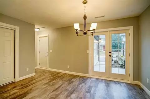 1034 Mckenna Blvd #4, Madison, WI 53719