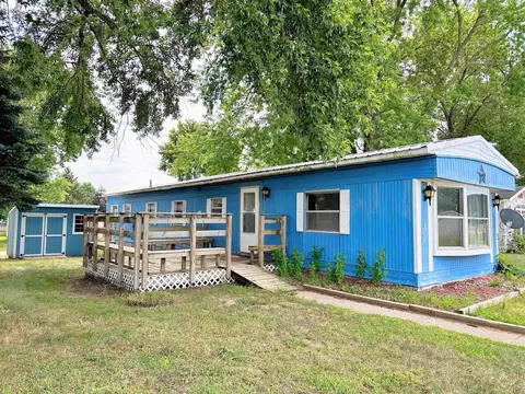 38005 Highway 18 #33, Prairie Du Chien, WI 53821