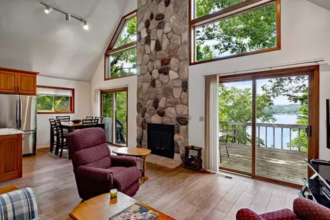 e4607 Kingfisher Circle, La Valle, WI 53941