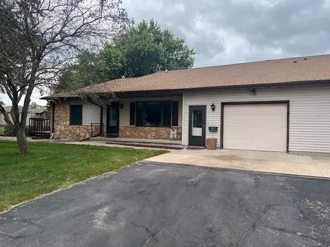 711 W Lincoln St, Waupun, WI 53963