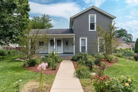 1208 22nd St, Monroe, WI 53566