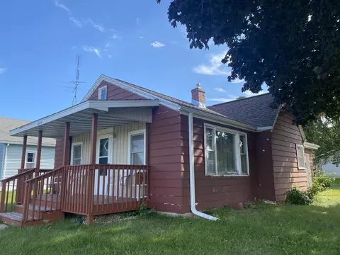 1028 29th Ave, Monroe, WI 53566