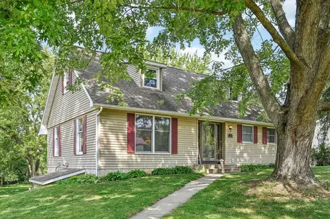 10 Water St, Cambridge, WI 53523