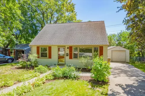 4369 Crawford Dr, Madison, WI 53711