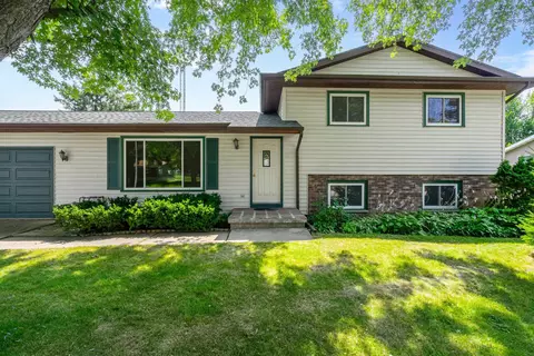 1027 Mary Ln, Lomira, WI 53048