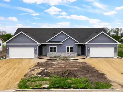 519 S 7th St, Evansville, WI 53536