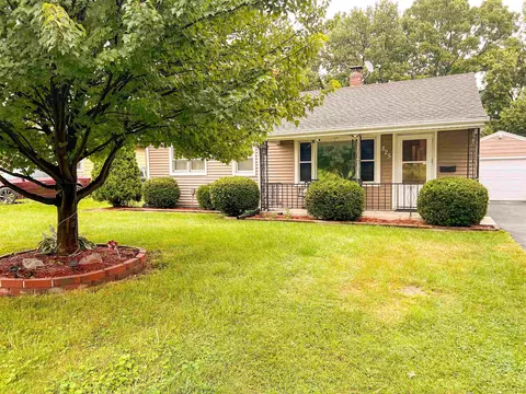 825 Jacobson Ave, Madison, WI 53714