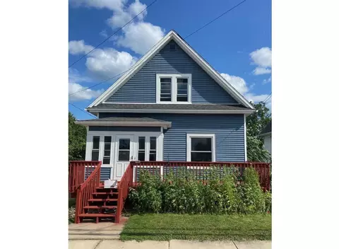 346 N Ludington St, Columbus, WI 53925