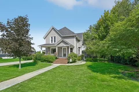 610 S Main St, Lake Mills, WI 53551