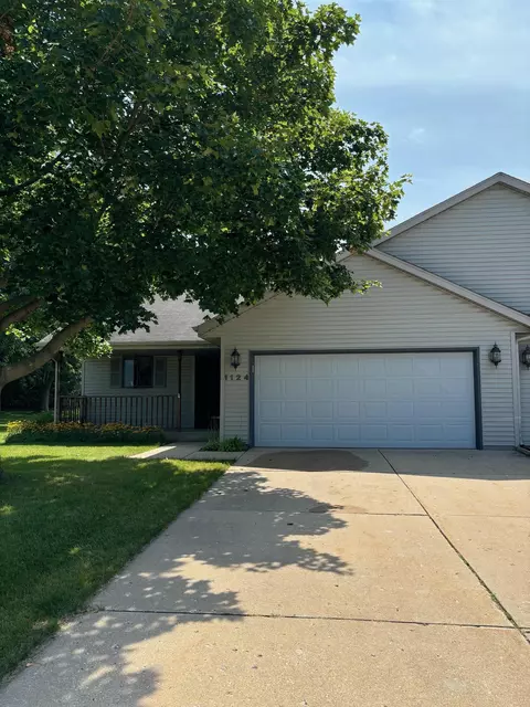 1124 Sue Ln, Milton, WI 53563