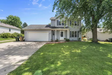 5121 Oak Valley Dr, Madison, WI 53704