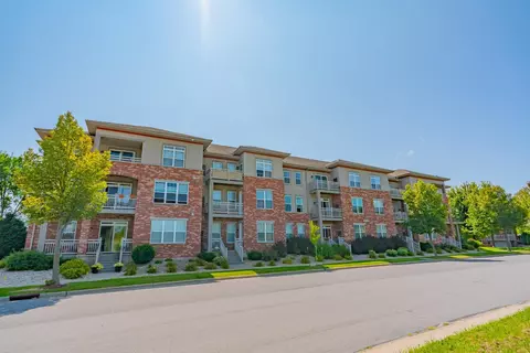 121 Metro Ter #205, Madison, WI 53718