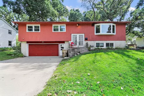 501 Hummingbird Ln, Madison, WI 53714