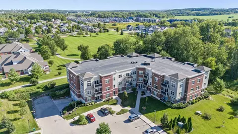 5194 Sassafras Dr #210, Fitchburg, WI 53711
