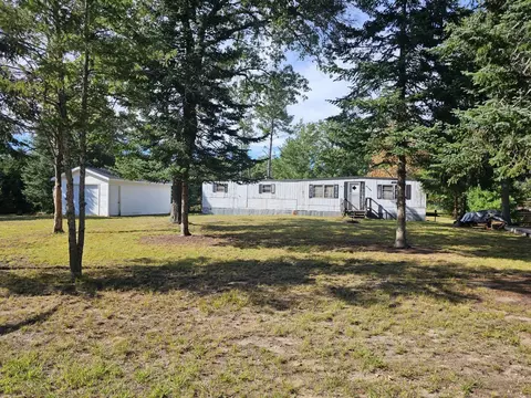 w5524 Castle Rock Drive, New Lisbon, WI 53950