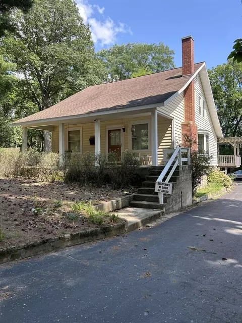 16 Bowman Rd, Wisconsin Dells, WI 53965