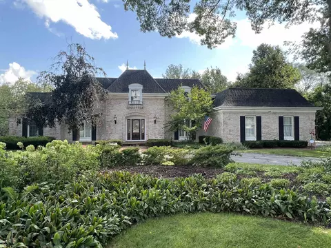 900 Morningside Dr, Janesville, WI 53546