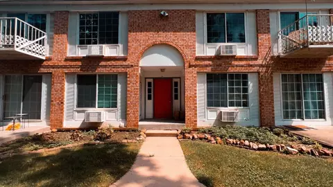 2146 Allen Blvd #1, Middleton, WI 53562