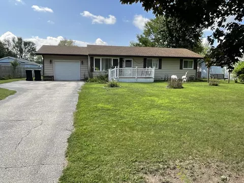 2262 Skyline Dr, Beloit, WI 53511