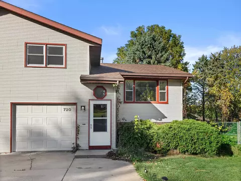 720 Moorland Rd, Madison, WI 53713