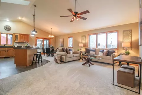 515 Allen St, Cambridge, WI 53523