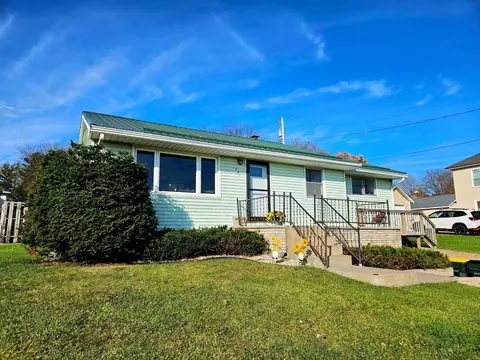 531 Mill St, Bloomington, WI 53804