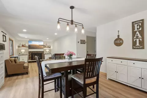 5402 Retana Dr, Madison, WI 53714