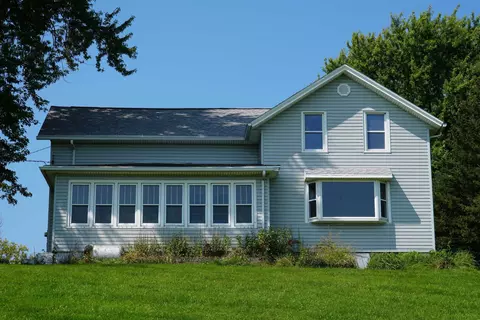 n2791 County Road E, Watertown, WI 53098
