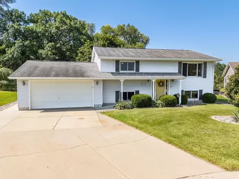1805 Jessica Ln, Reedsburg, WI 53959