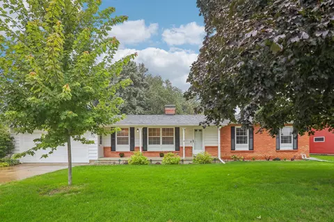 335 Trapp St, Sun Prairie, WI 53590