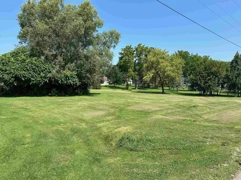 61 Ac 3rd St, Fox Lake, WI 53933