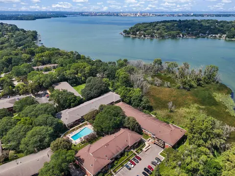 6401 Bridge Rd #102, Madison, WI 53713