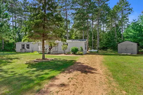 1381 W 11th Ave, Friendship, WI 53934