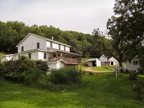 8084 Porter Bridge Rd, Bloomington, WI 53804